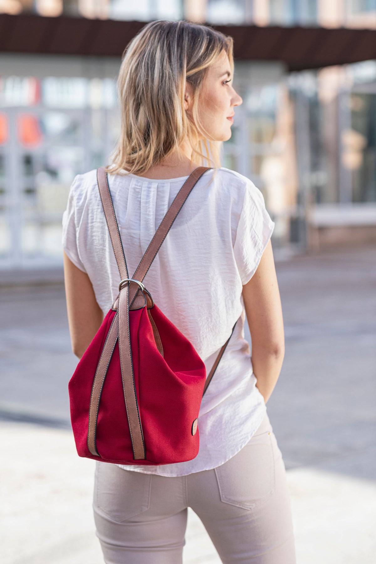 Arrows Schulter- und Rucksacktasche "Emmi", Canvas (Farbe: rot)