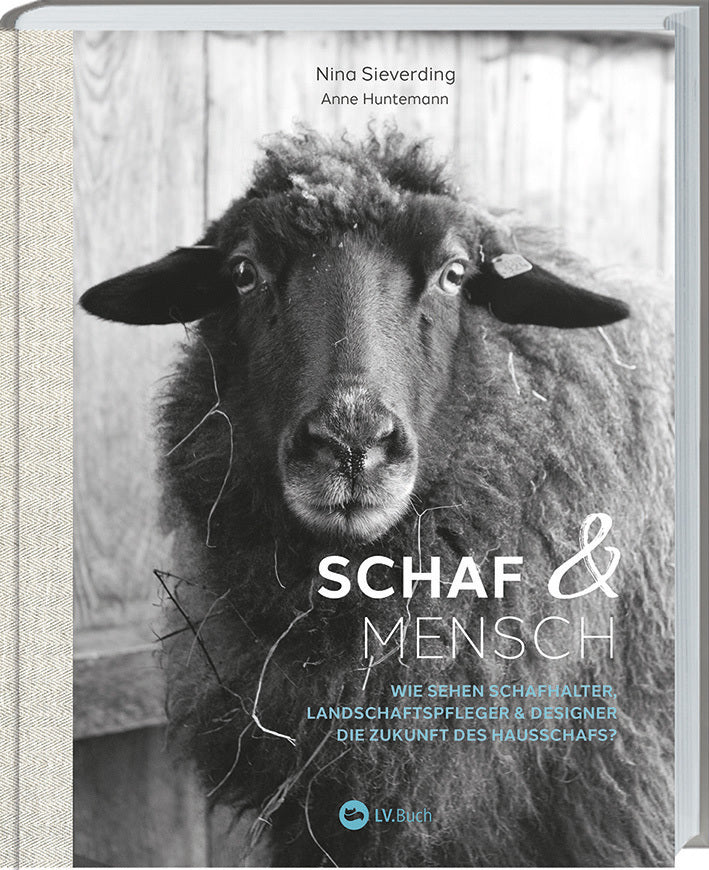 Schaf und Mensch (Nina Sieverding)