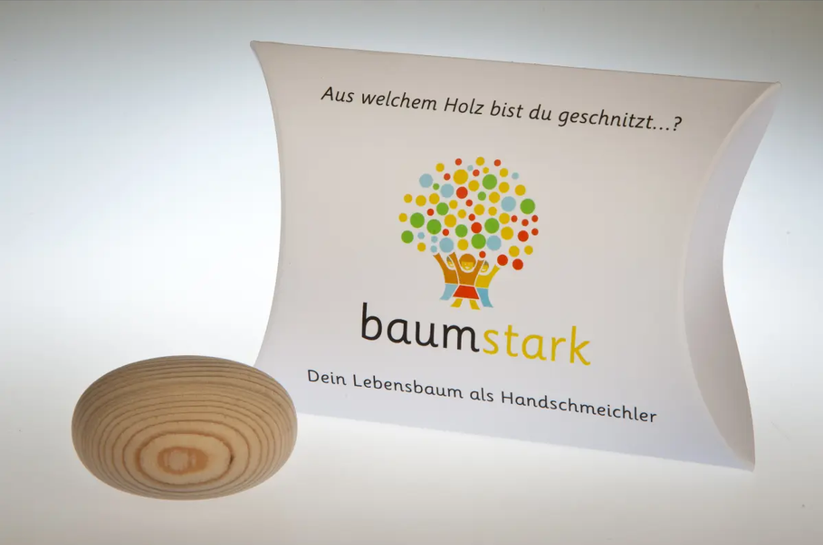 Handschmeichler Ulme 45mm mit Baumhoroskop