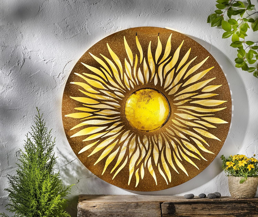 Solar-Wandleuchte mit filigranem Sonnenmotiv, Ø 73 cm