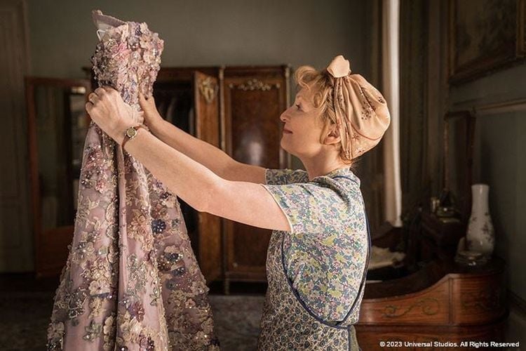 Mrs. Harris und ein Kleid von Dior