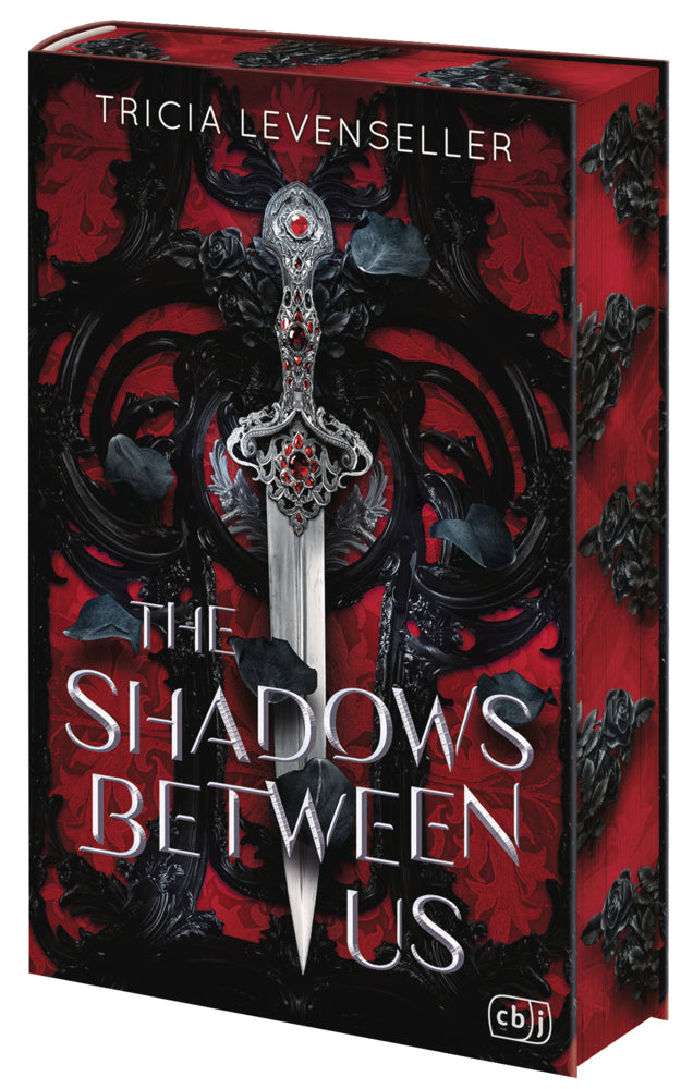 The Shadows Between Us (Tricia Levenseller)