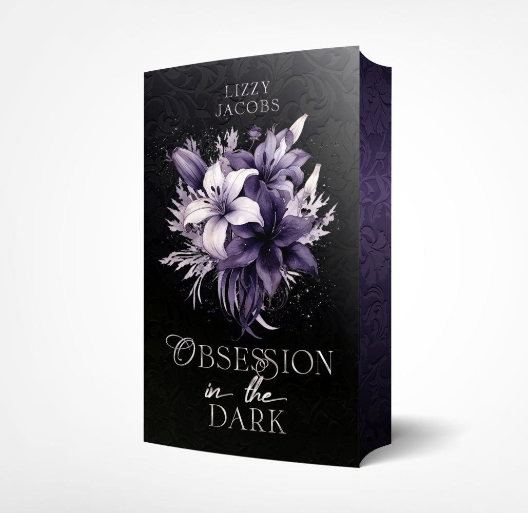 Obsession in the Dark (Lizzy Jacobs)