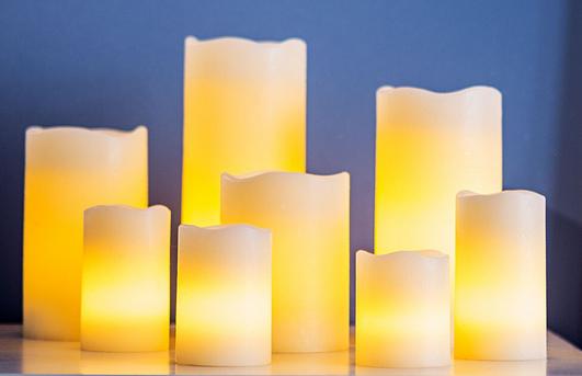 LED-Echtwachskerzen, 8er-Set (Farbe: creme)