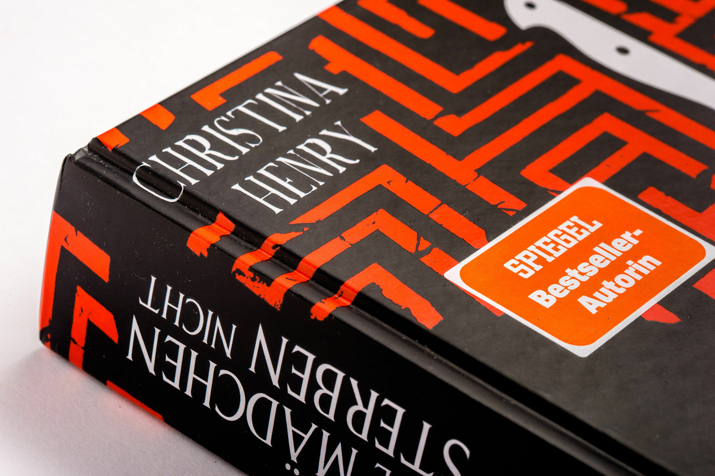 Böse Mädchen sterben nicht