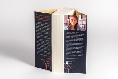 Fürchte das Licht / Black Bird Academy Bd.2