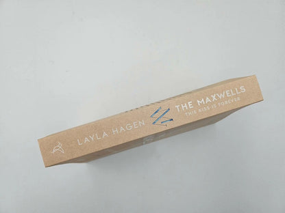 This Kiss is Forever / The Maxwells Bd.2