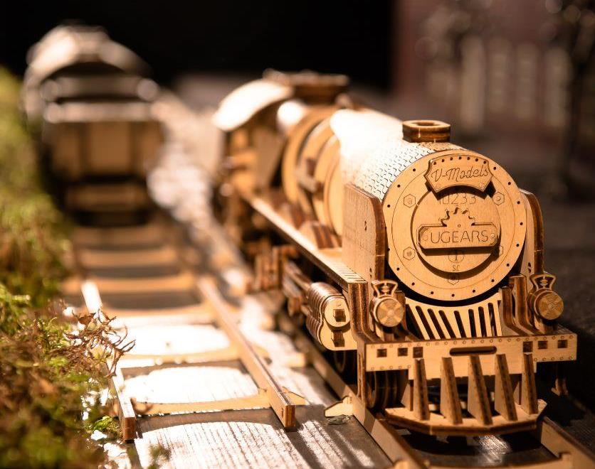 3D Puzzle Zug mit Wagen 538PCS