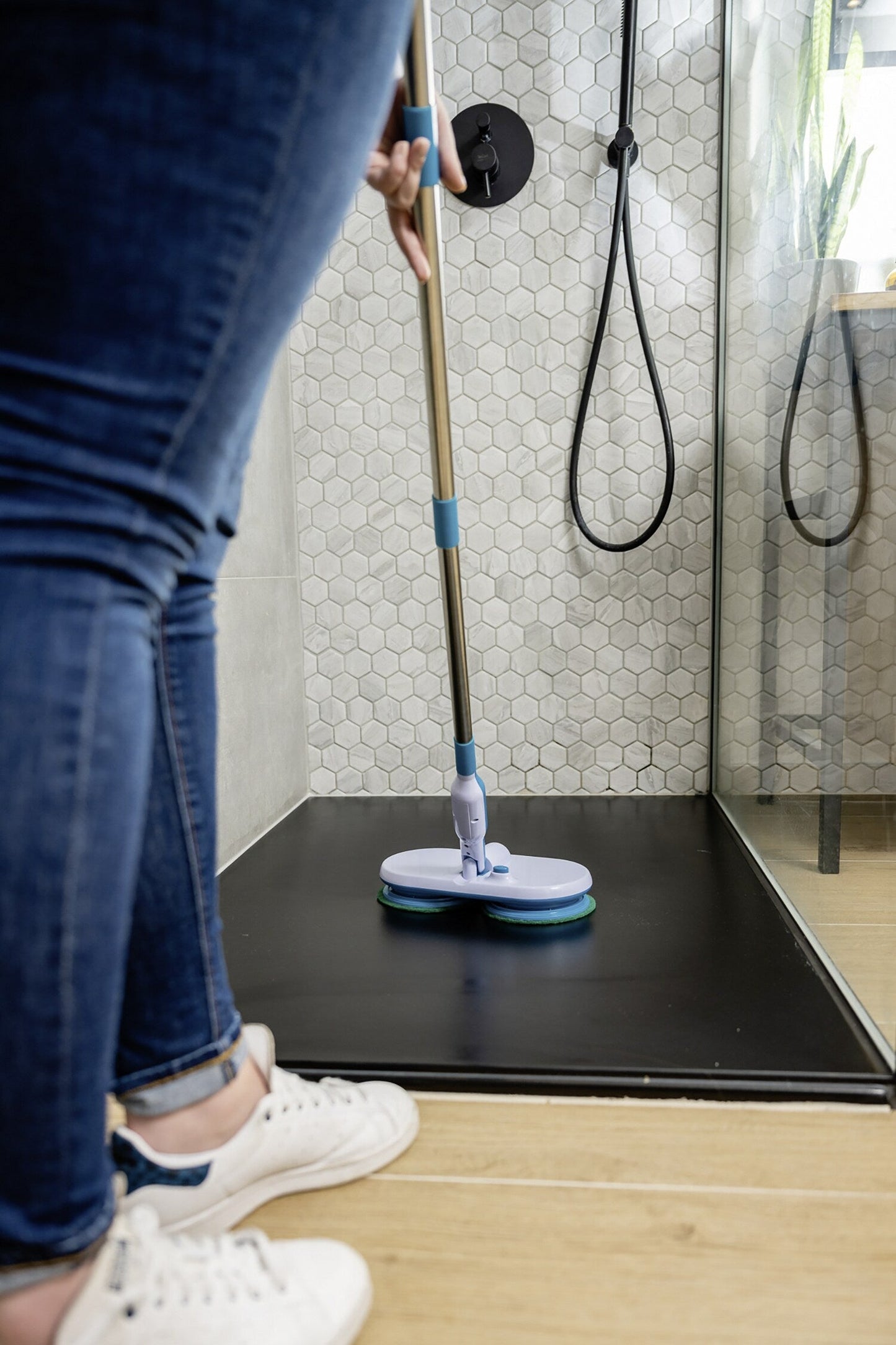 Hurricane Floating Mop