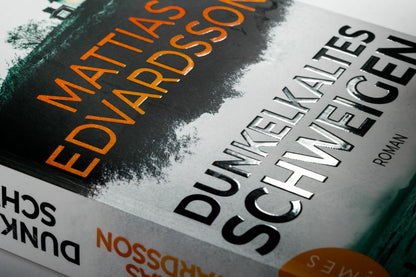 Limes Dunkelkaltes Schweigen (Deutsch, 2024, Mattias Edvardsson, Annika Krummacher)