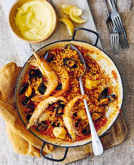 Heel Paella olé (Deutsch, 2022, Louise Pickford)