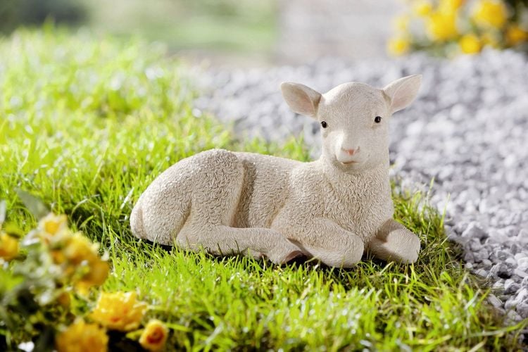 Deko-Lamm (Ausführung: liegend)