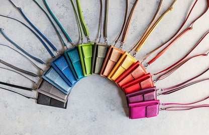 HJP Handy-Umhängetasche "Dahlia" (Farbe: beere)