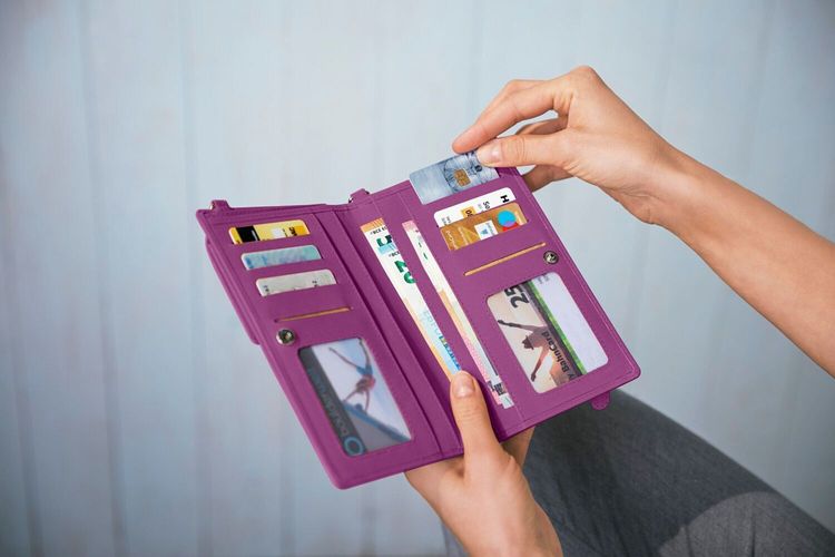 HJP Handy-Umhängetasche "Dahlia" (Farbe: beere)