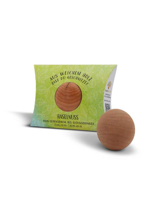 Handschmeichler Haselnuss 45mm m. Baumho
