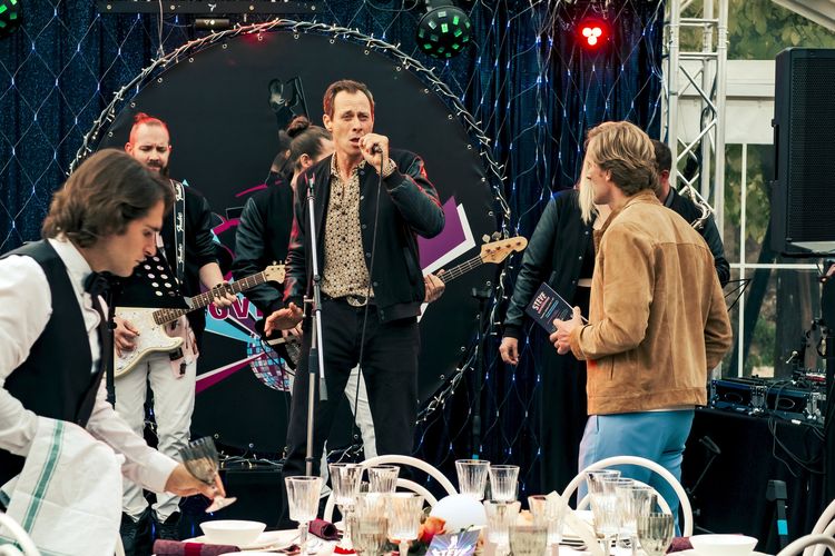 Universal EIN FEST FÜRS LEBEN DVD (DVD, 2024, Deutsch)