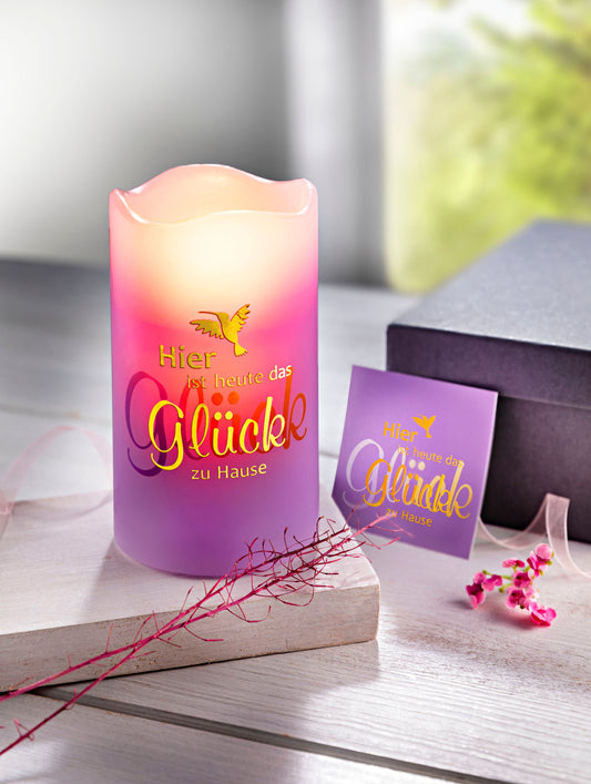 LED-Echtwachskerze "Glück zu Hause" mit Karte