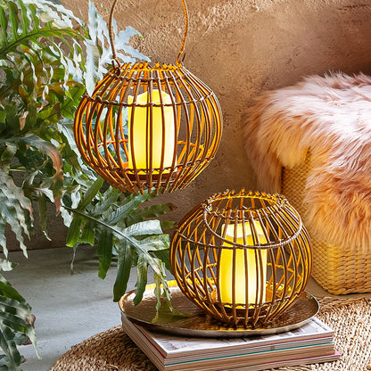 LED-Laterne "Rattan" mit LED-Kerze