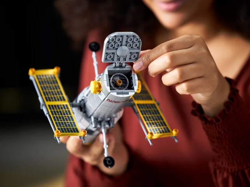 Lego - Nasa Space Shuttle Discovery (102823)