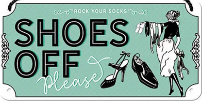 Hängeschild. Shoes Off