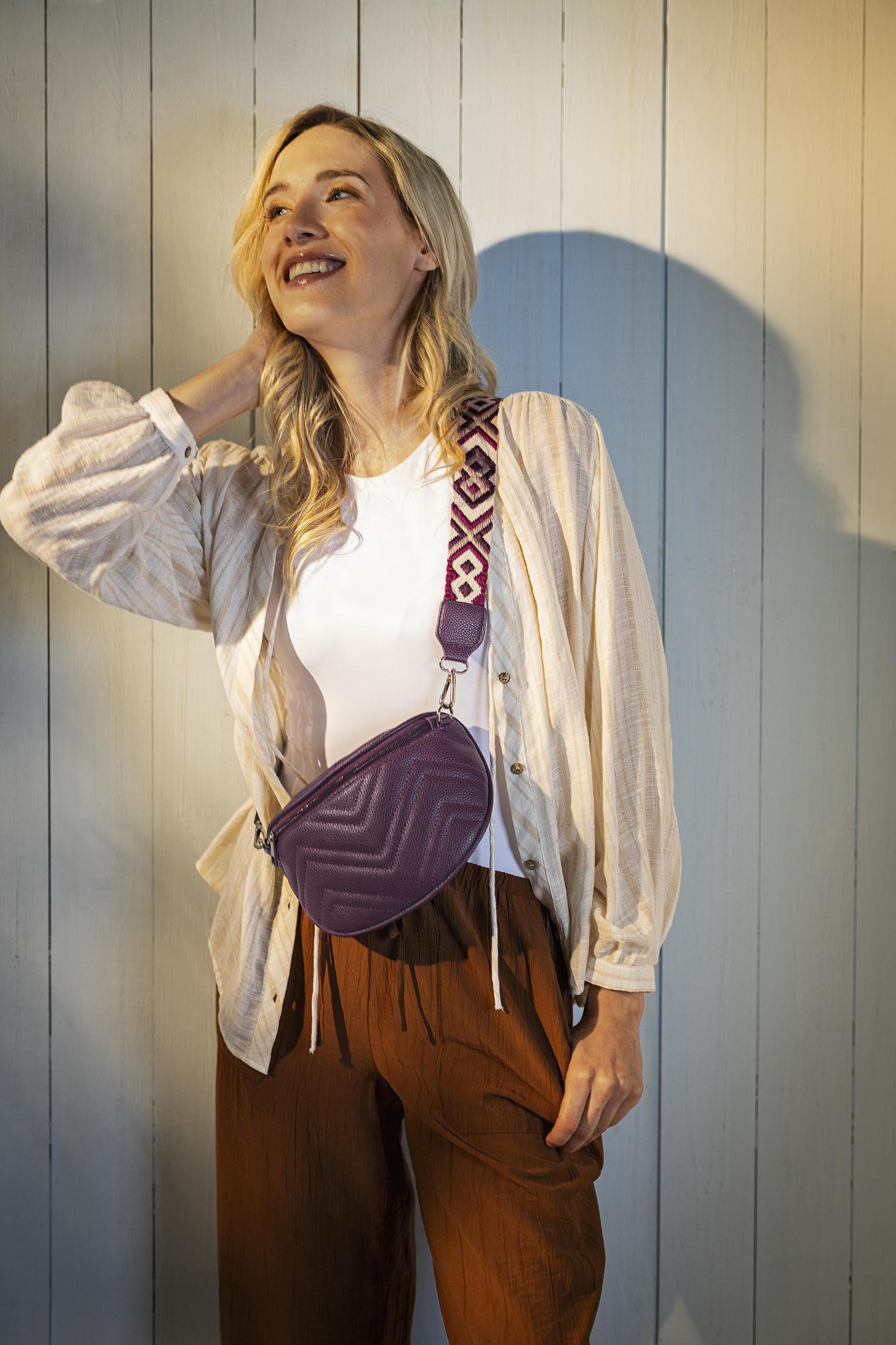 HJP Umhänge- & Bauchtasche "Couture" (Farbe: beere)