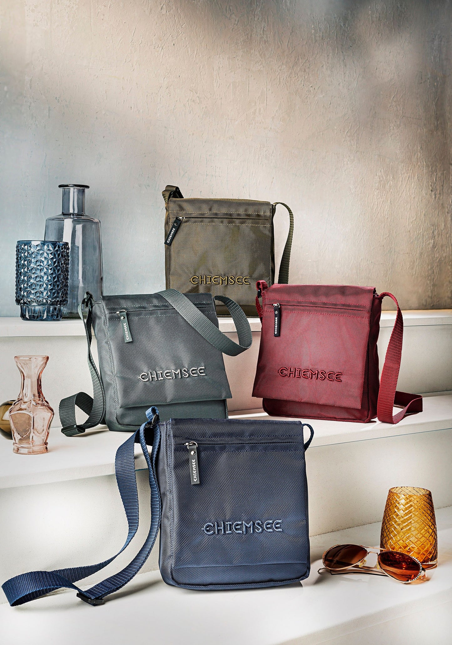 Chiemsee Shoulderbag unisex (Farbe: Oliv)