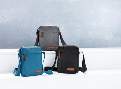 Bruno Banani Umhängetasche (Farbe: blau)