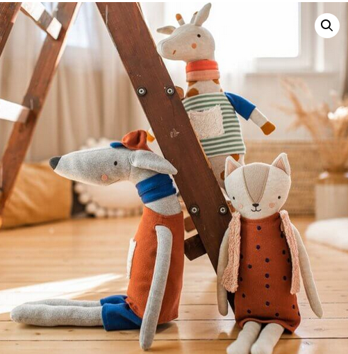 Kuscheltier Giraffe “Maila” mit Ringelshirt