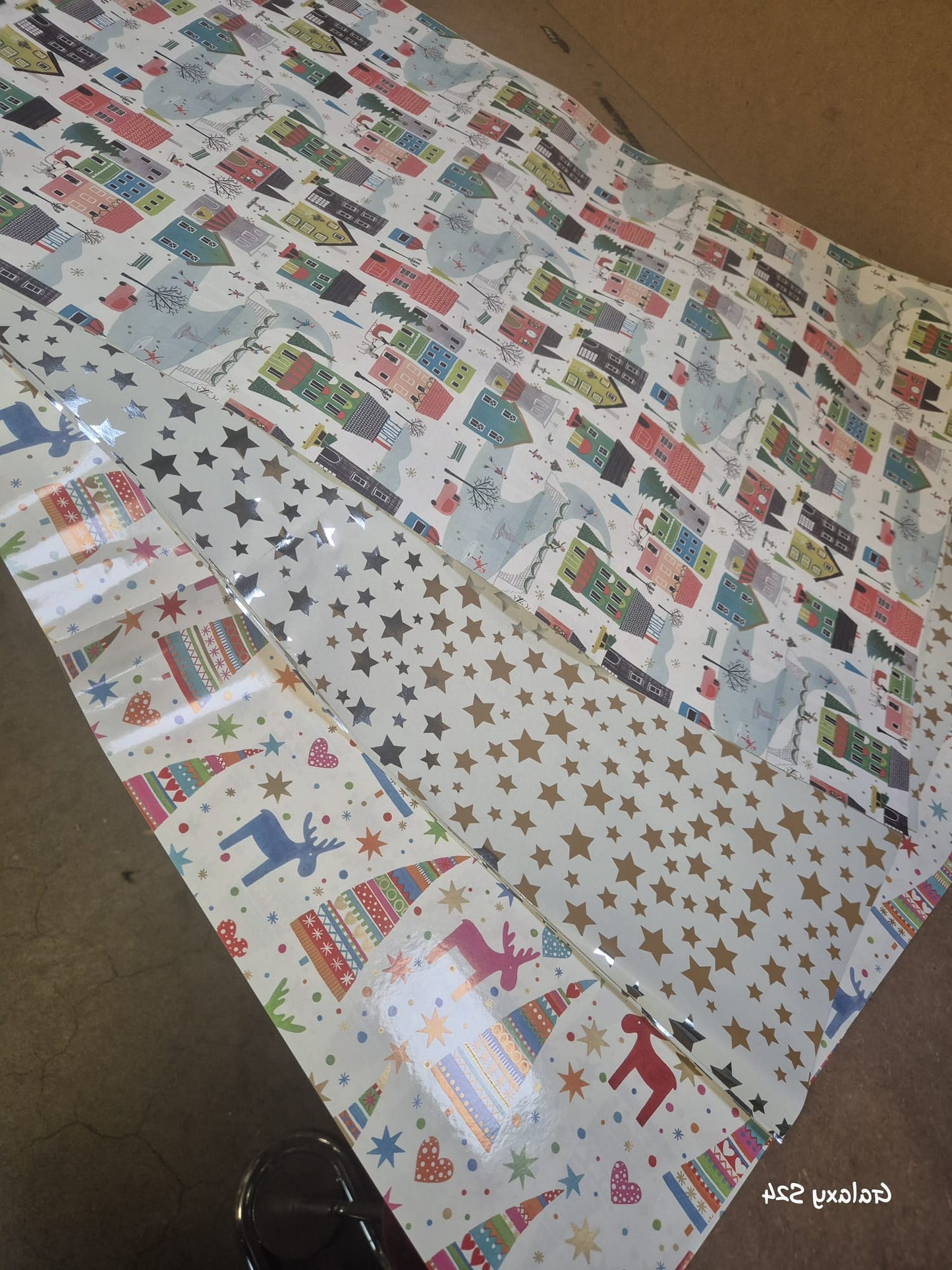 Geschenkpapierbögen 15 Stück 50x75cm, drei Motive