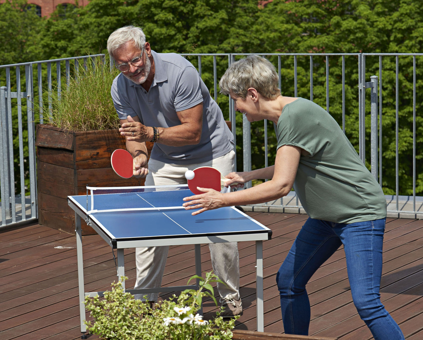 Tischtennisplatte, klappbar