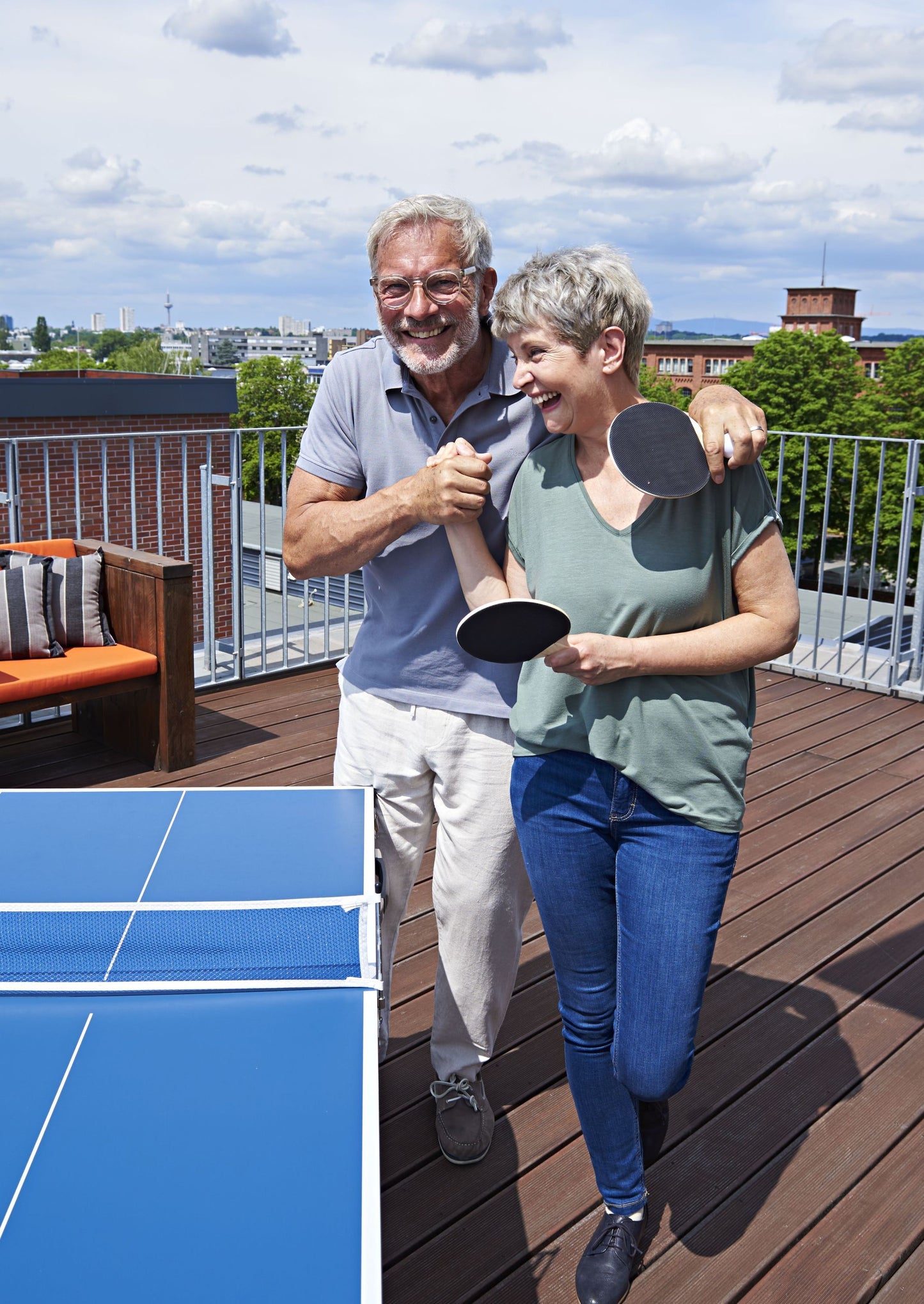 Tischtennisplatte, klappbar