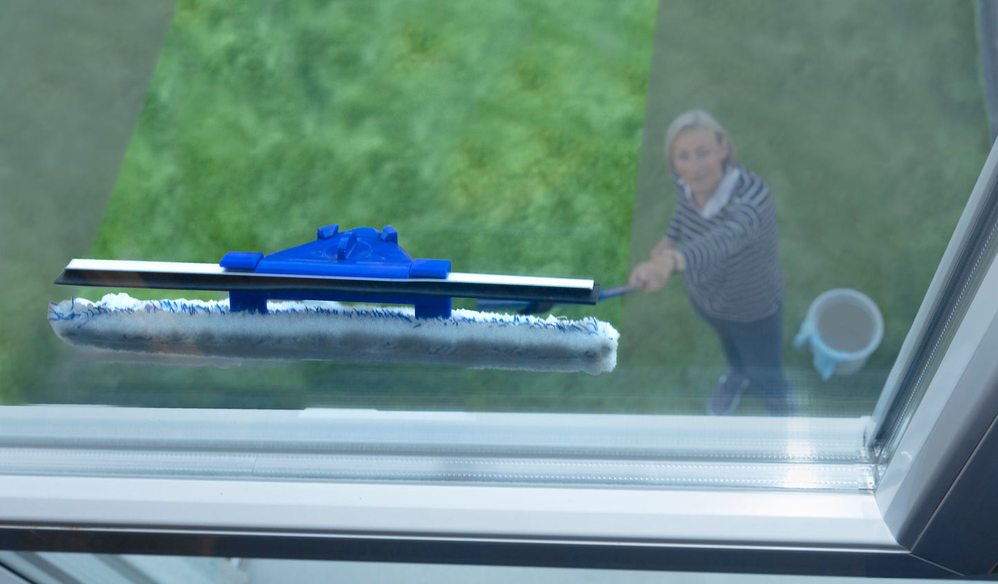 Teleskop-Fensterwischer, 3,88 m mit Schmutzkratzer