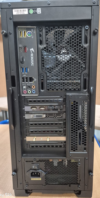 STEG PC Home Station Corsair (CH, i7, 16GB, 250GB SSD, GTX 1050 Ti, W10P) - gebraucht