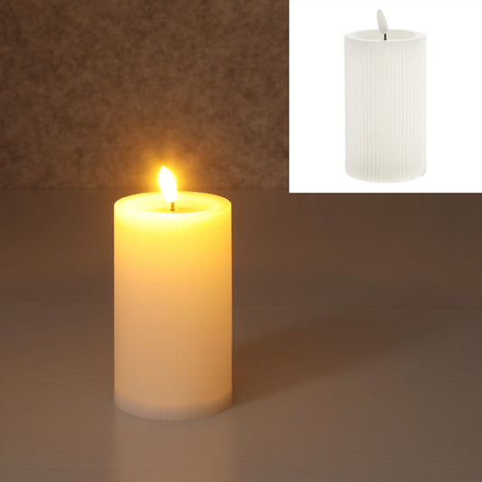 LED-Kerze gerillt, weiss (7.5 x 12.5 cm)