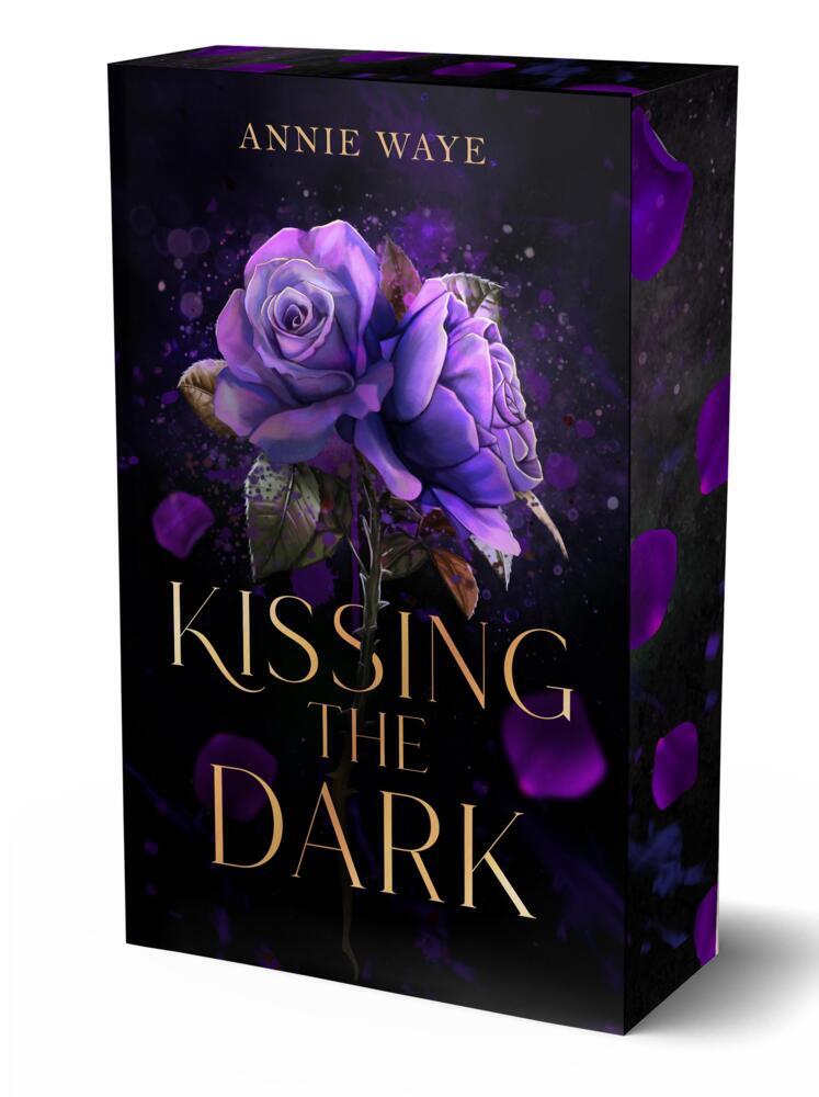 Kissing the Dark (Annie Waye)