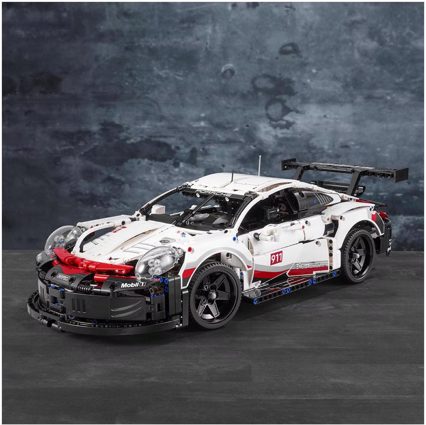 Lego Technic Porsche 911 RSR (42096)