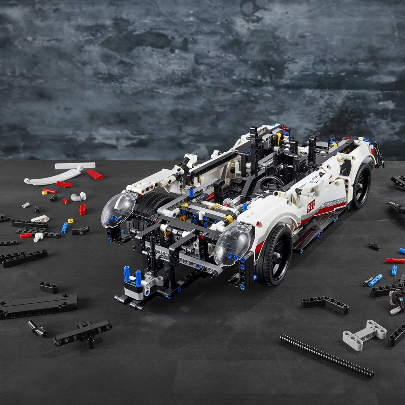 Lego Technic Porsche 911 RSR (42096)
