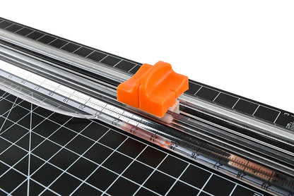 Papierschneidemaschine A3 mit Schneidraster