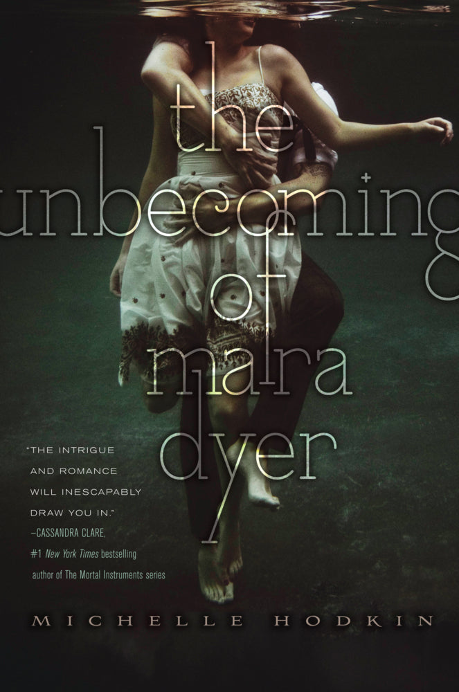 The Unbecoming of Mara Dyer (Michelle Hodkin)