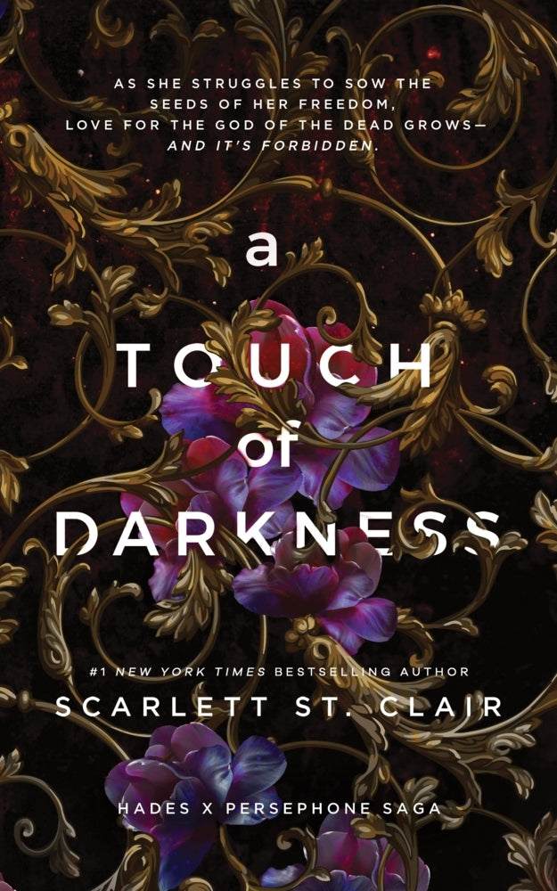 A Touch of Darkness (Scarlett St. Clair)