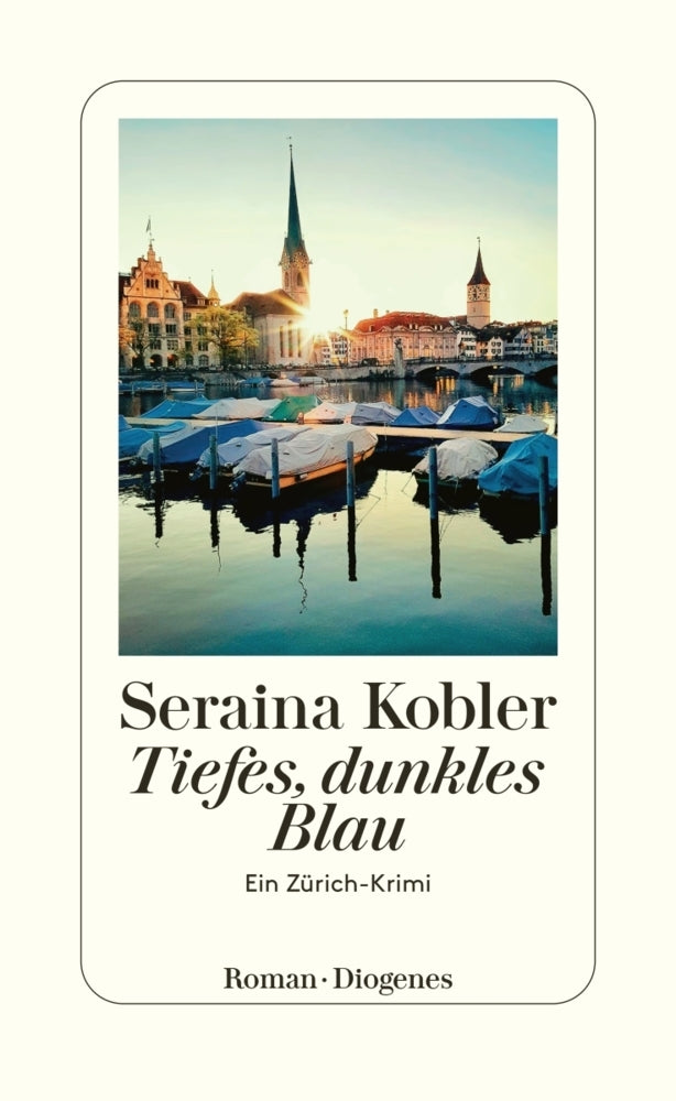 Tiefes, dunkles Blau (Seraina Kobler)