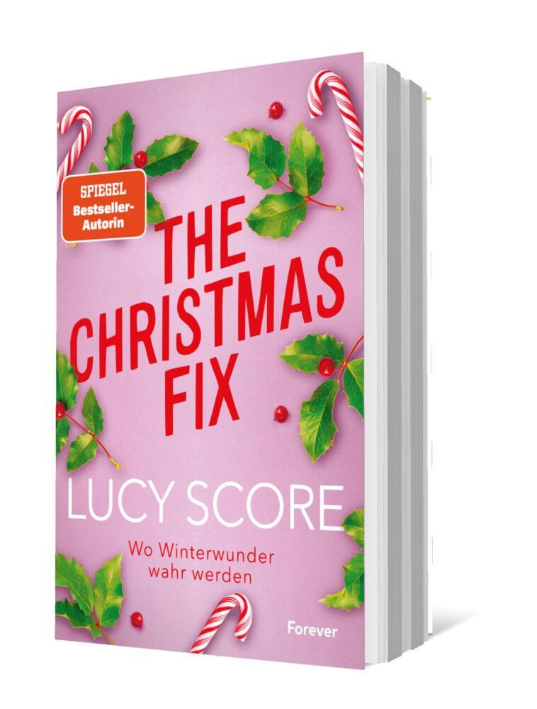 The Christmas Fix (Lucy Score)