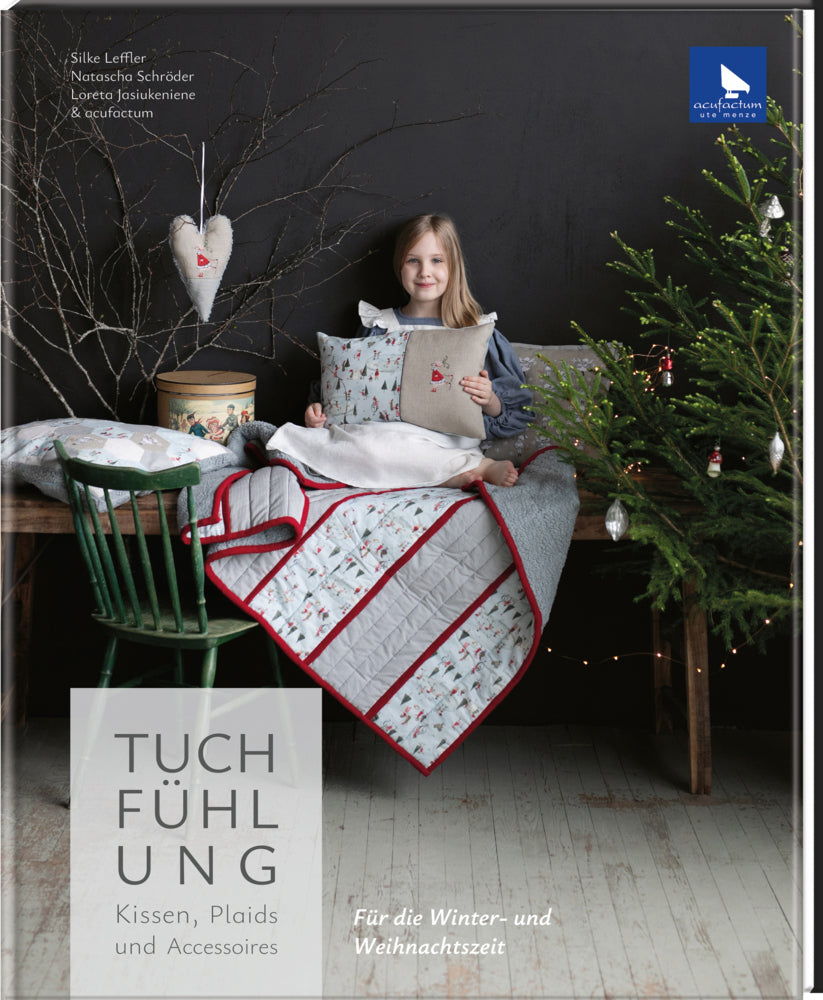 Tuchfühlung. Kissen, Plaids und Accessoires. (Natascha Schröder)