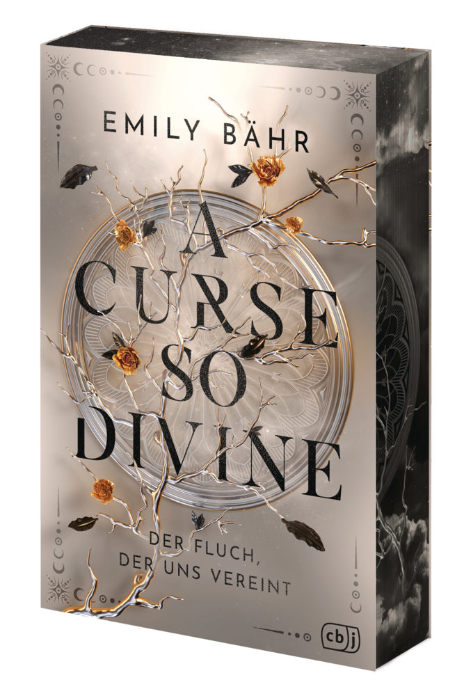 A Curse so Divine (Emily Bähr)