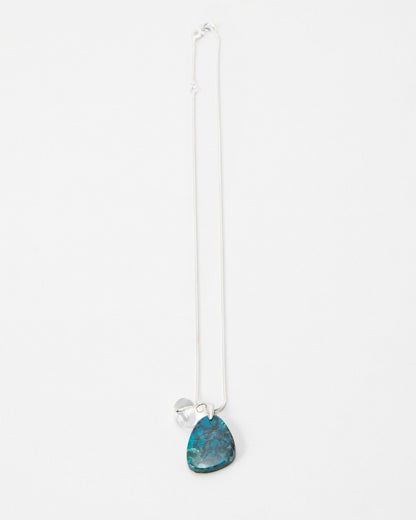 Elsita Jewelry Marine necklace featuring a teardrop-shaped blue and green stone pendant on a delicate silver chain