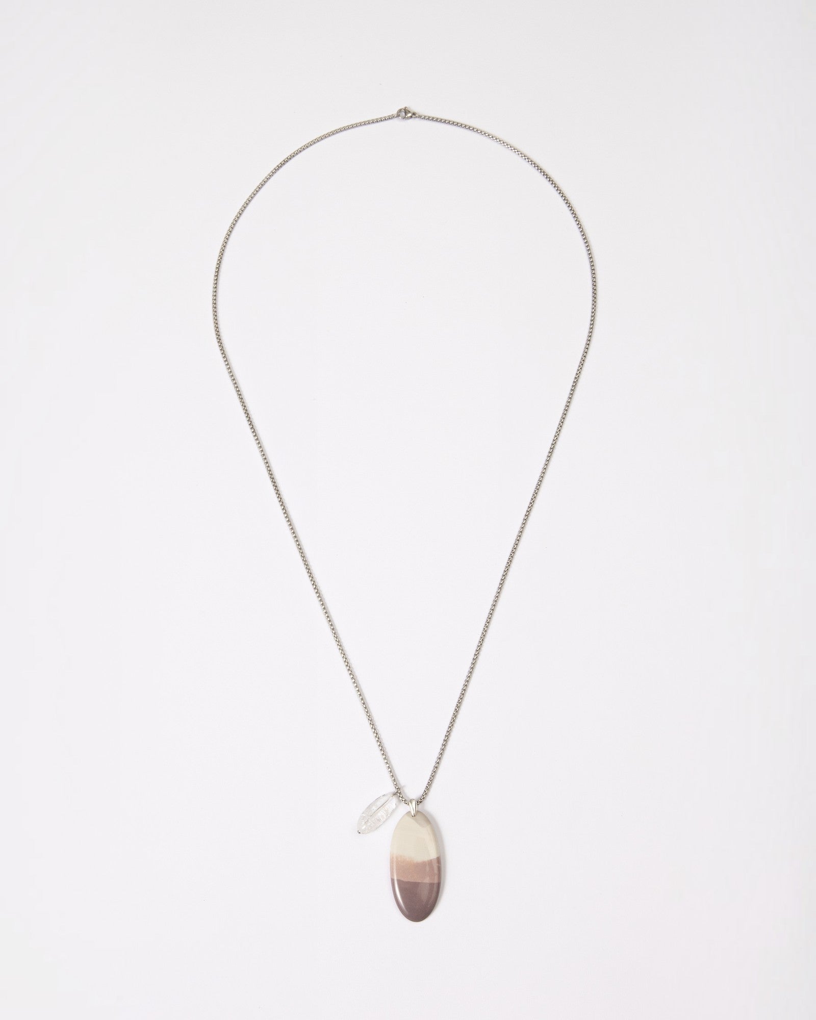 Elsita Jewelry Mauve I necklace featuring a smooth oval Hyacinth Jasper pendant in lavender and white on a silver chain